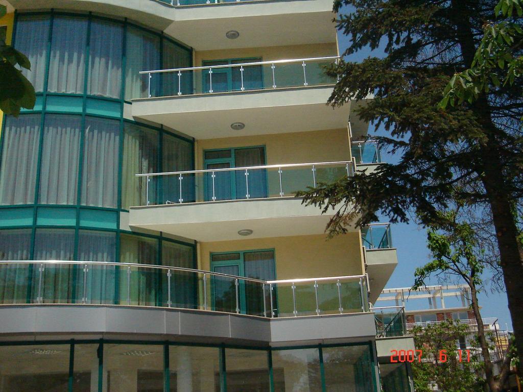 Hotel Harmony Słoneczny Brzeg Zewnętrze zdjęcie